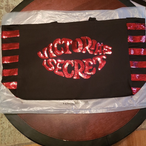 New! VS Sequin Tote Bag - Picture 3 of 8